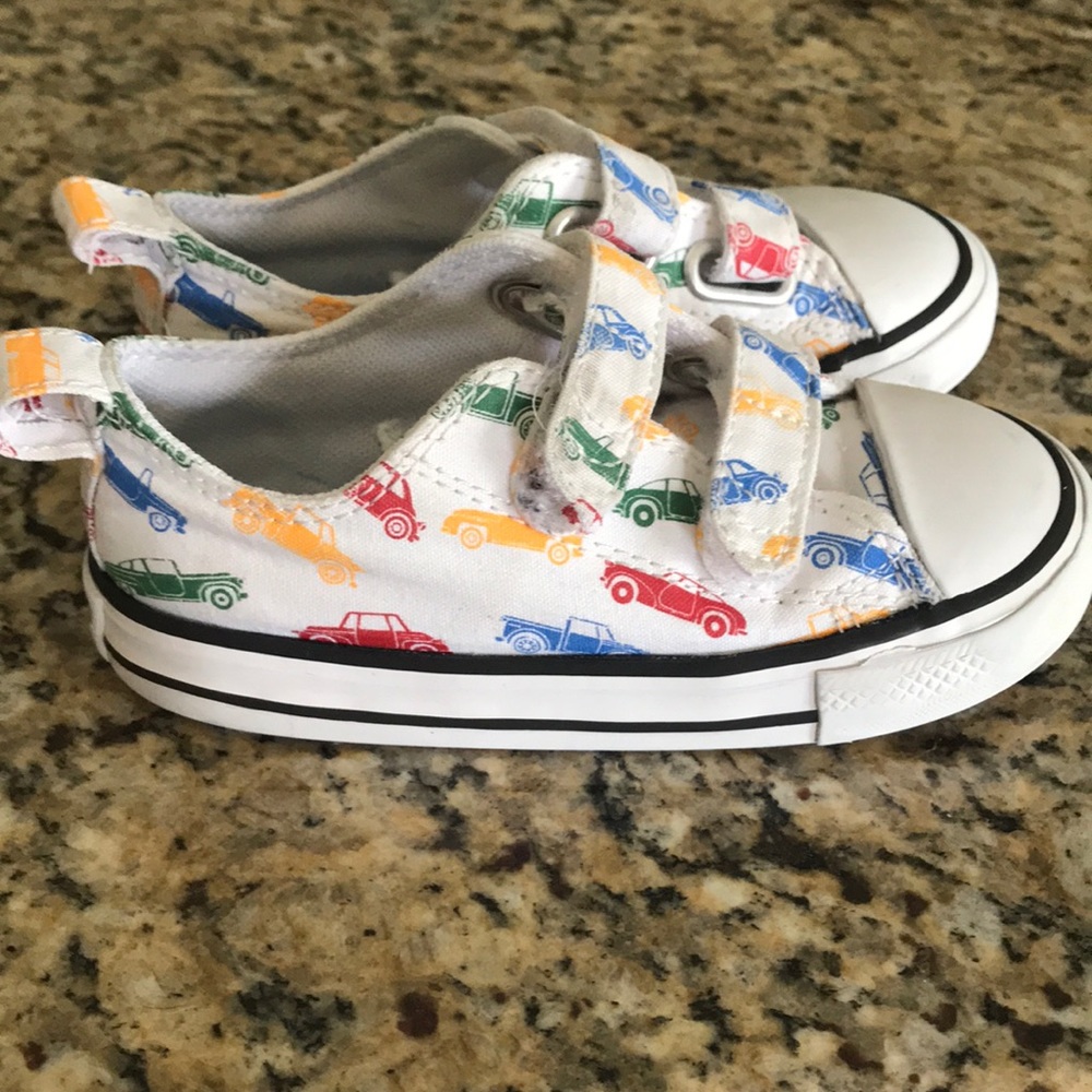 Toddler size 8 “truck” converse